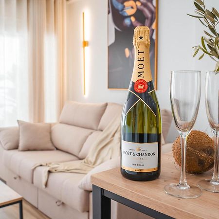 Apartamento Boutique Beluga Garrucha Exteriör bild