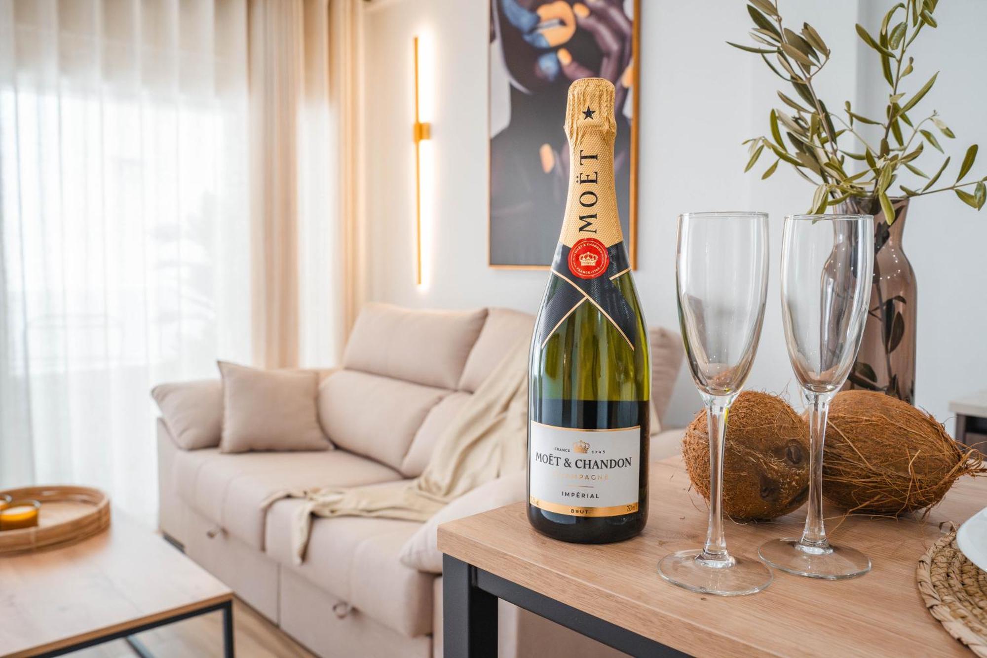 Apartamento Boutique Beluga Garrucha Exteriör bild